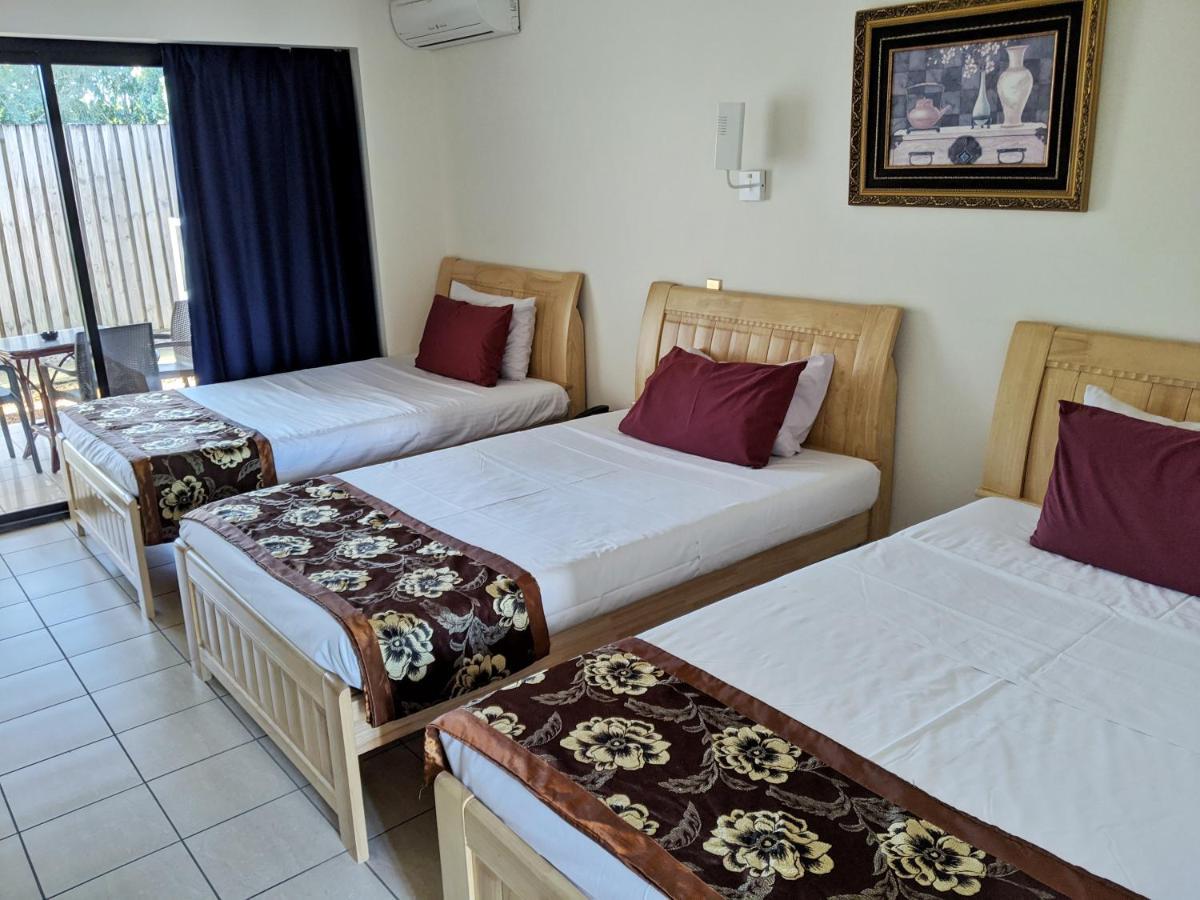 Novena Palms Motel Брисбен Экстерьер фото