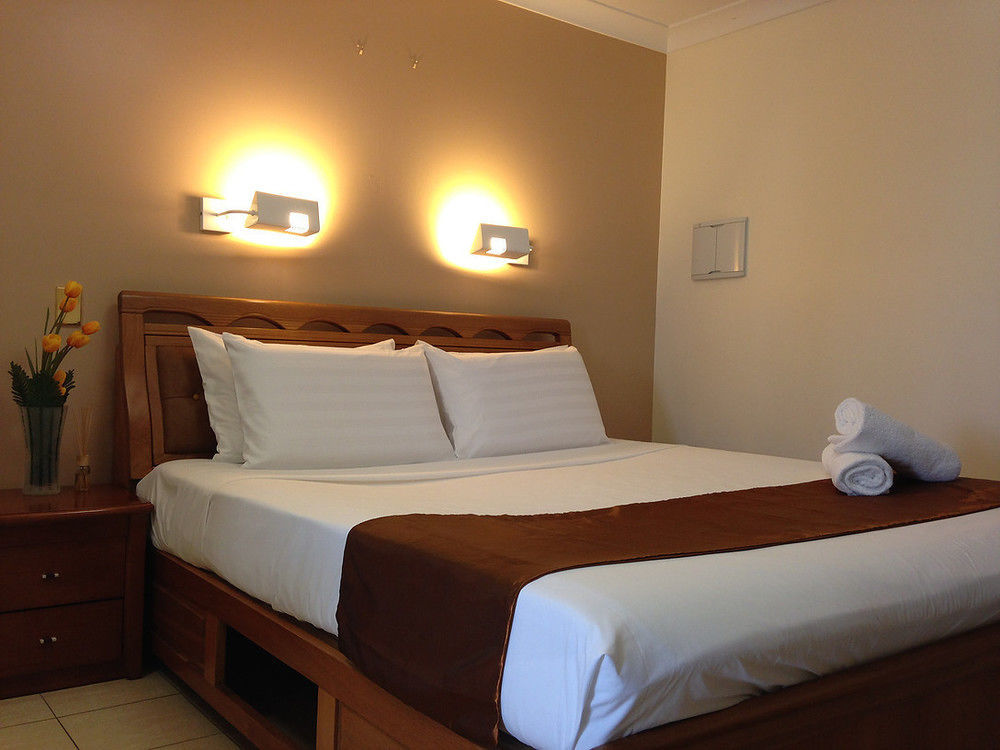 Novena Palms Motel Брисбен Экстерьер фото
